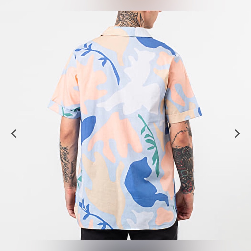 Men’s Nike SB Blue and Yellow Printed Skate Polo Size L - Picture 2 of 9